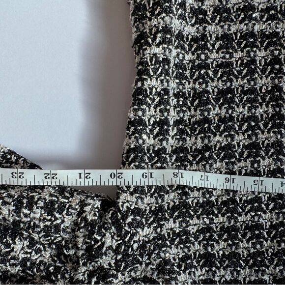 St. John Couture Black Silver Metallic Plaid Tweed Ruffle Bell Sleeve Size 14 - Picture 4 of 7